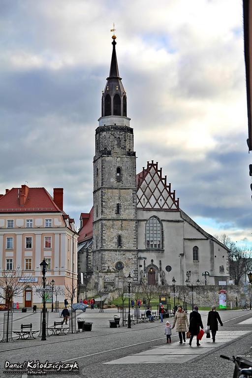 Noclegi Biala Roza Boleslawiec  Esterno foto